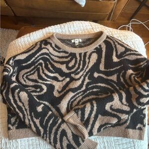 Urban Outfitters Cropped Black and Tan Sweater